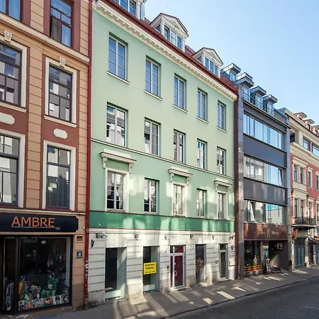 3 Story - 4 Bedroom Penthouse In Old Appartement Riga