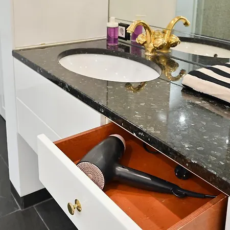 3 Story - 4 Bedroom Penthouse In Old Riga
