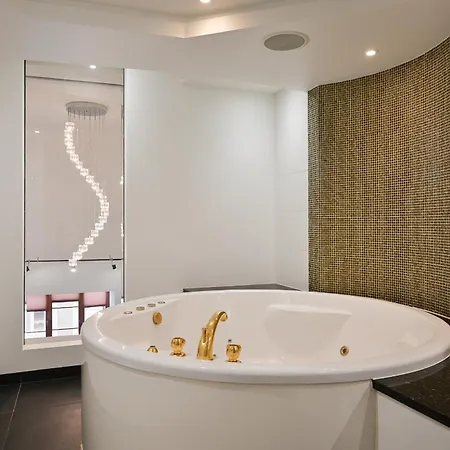 Apartamento 3 Story - 4 Bedroom Penthouse In Old